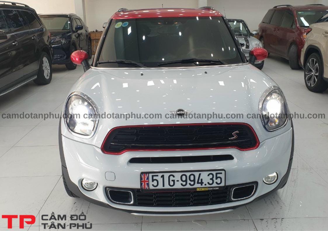 Cầm xe ô tô cực kỳ uy tín giải ngân nhanh, lãi suất thấp