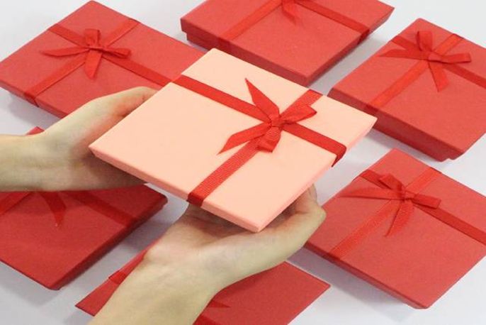 Mua hộp đựng quà ở đâu TPHCM - Top 5 địa chỉ uy tín hiện nay