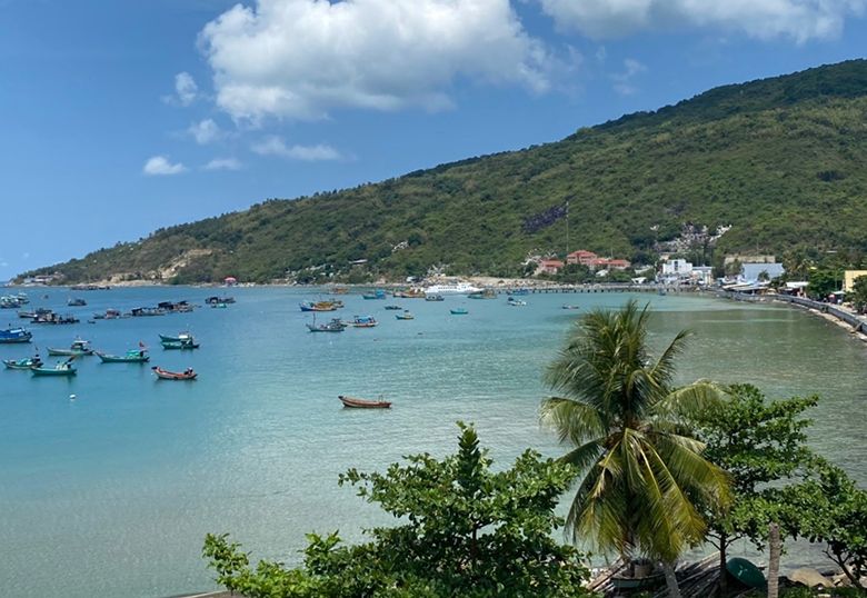Du lịch Lại Sơn - Khám phá khung cảnh hoang sơ và bình dị