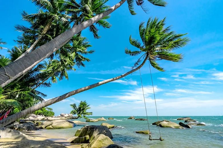 Du lịch Lại Sơn - Khám phá khung cảnh hoang sơ và bình dị