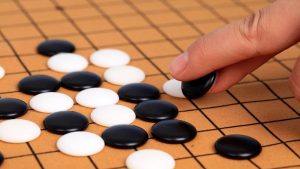 Cờ vây là gì? Thâm nhập vào thế giới chiến lược trừu tượng đầy mê hoặc