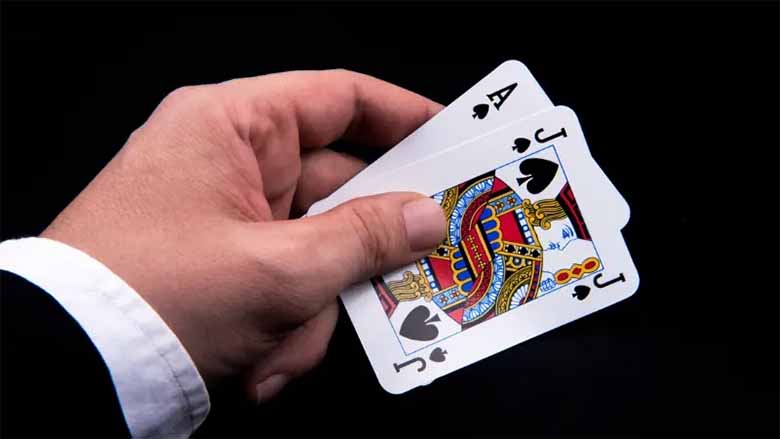 Thuật ngữ xì dách: Giải mã từ vựng chuẩn cho người chơi mới