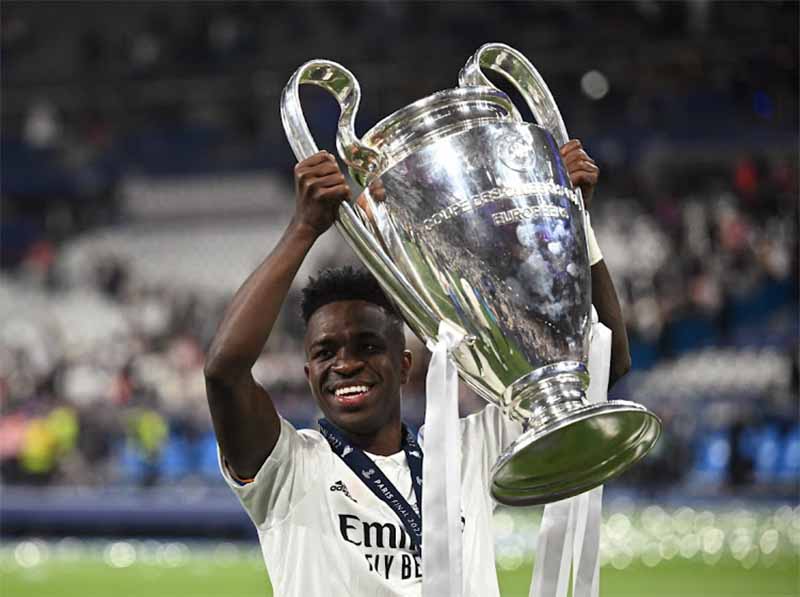 Vinicius Junior: Hành trình từ cậu bé Brazil đến siêu sao bóng đá thế giới