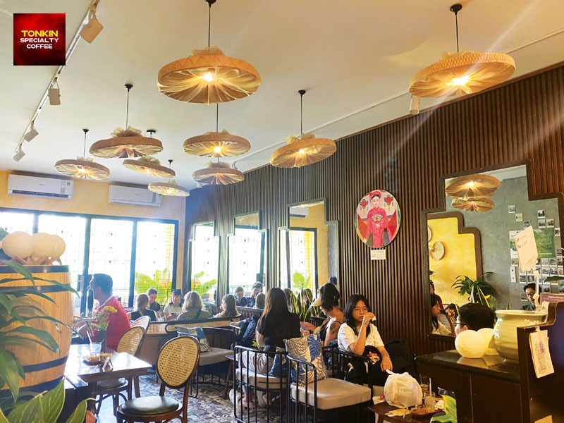 Tonkin Coffee mách bạn nơi bán cà phê trứng thơm ngon khó quên